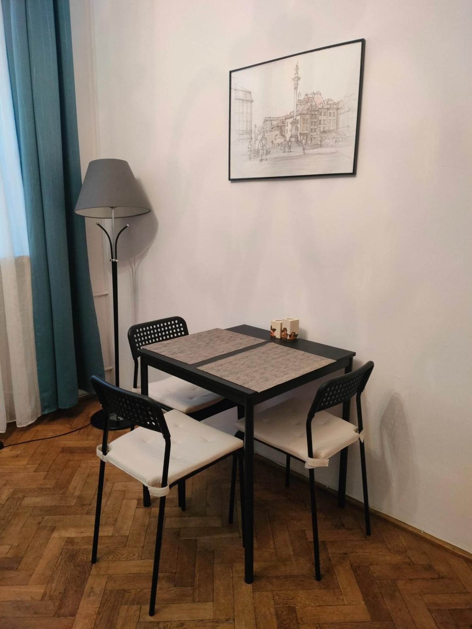 Przytulny Apartament Przy Barbakanie Warschau Exterior foto