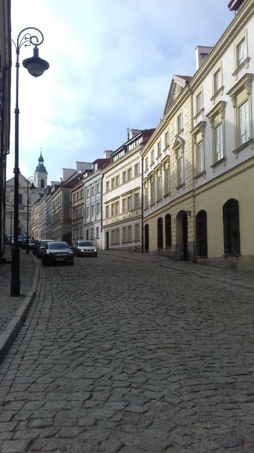 Przytulny Apartament Przy Barbakanie Warschau Exterior foto