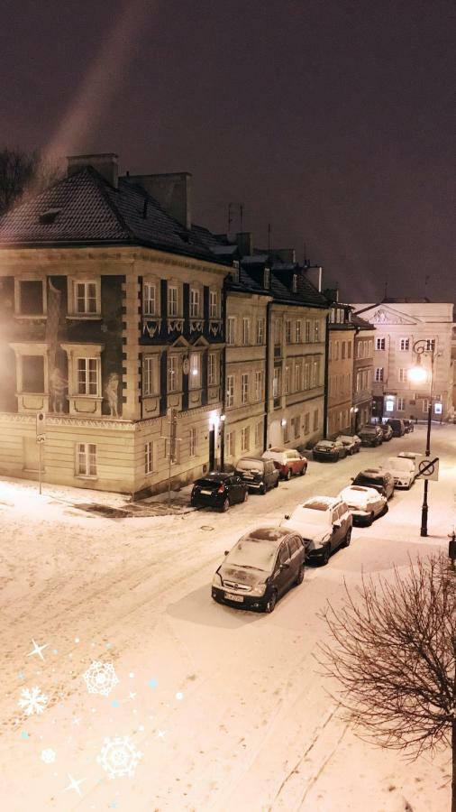 Przytulny Apartament Przy Barbakanie Warschau Exterior foto