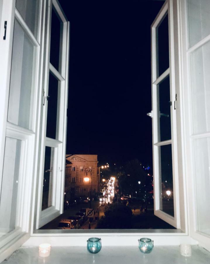 Przytulny Apartament Przy Barbakanie Warschau Exterior foto